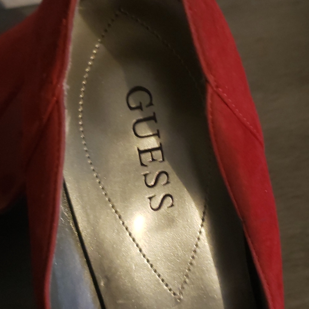 Shoes - Picture 6 of 7